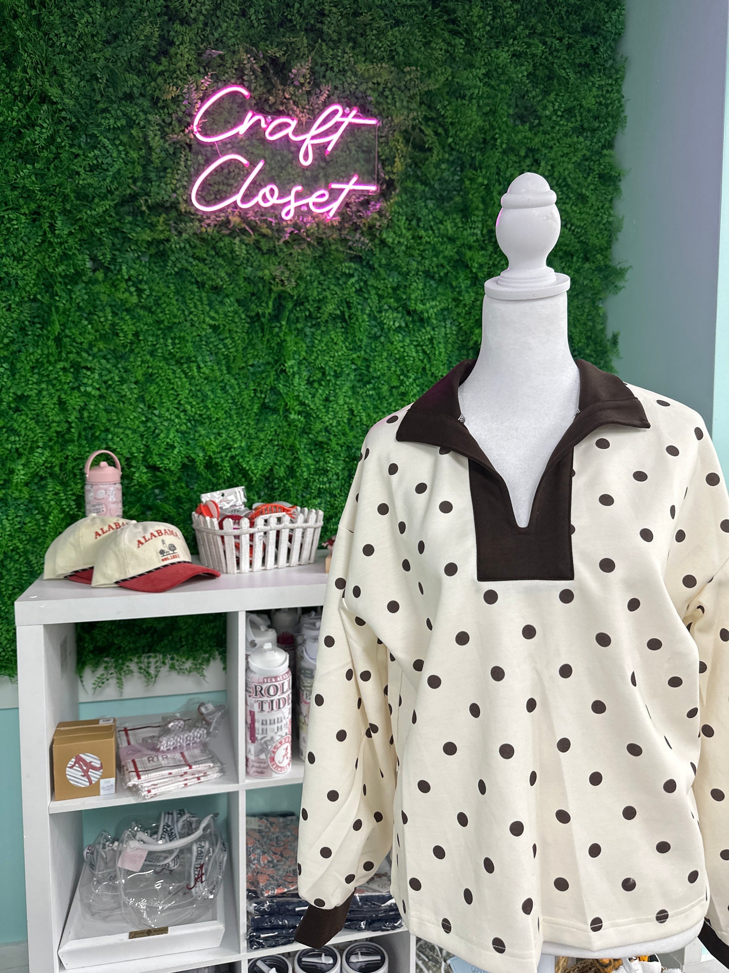 ENTRO Polka Dot Long Sleeve Top In Cream
