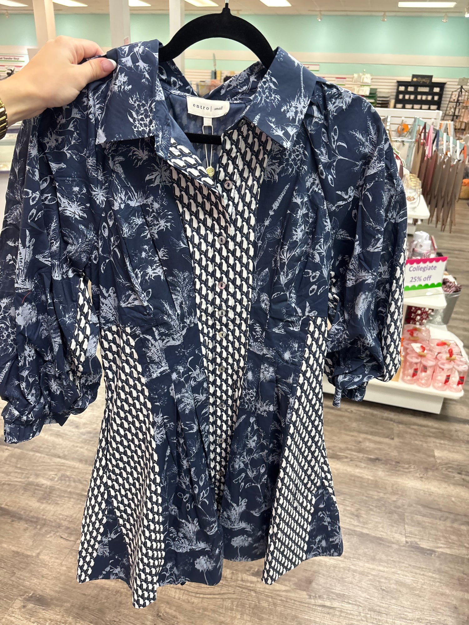 Entro Navy 3/4 Sleeve Mini Dress