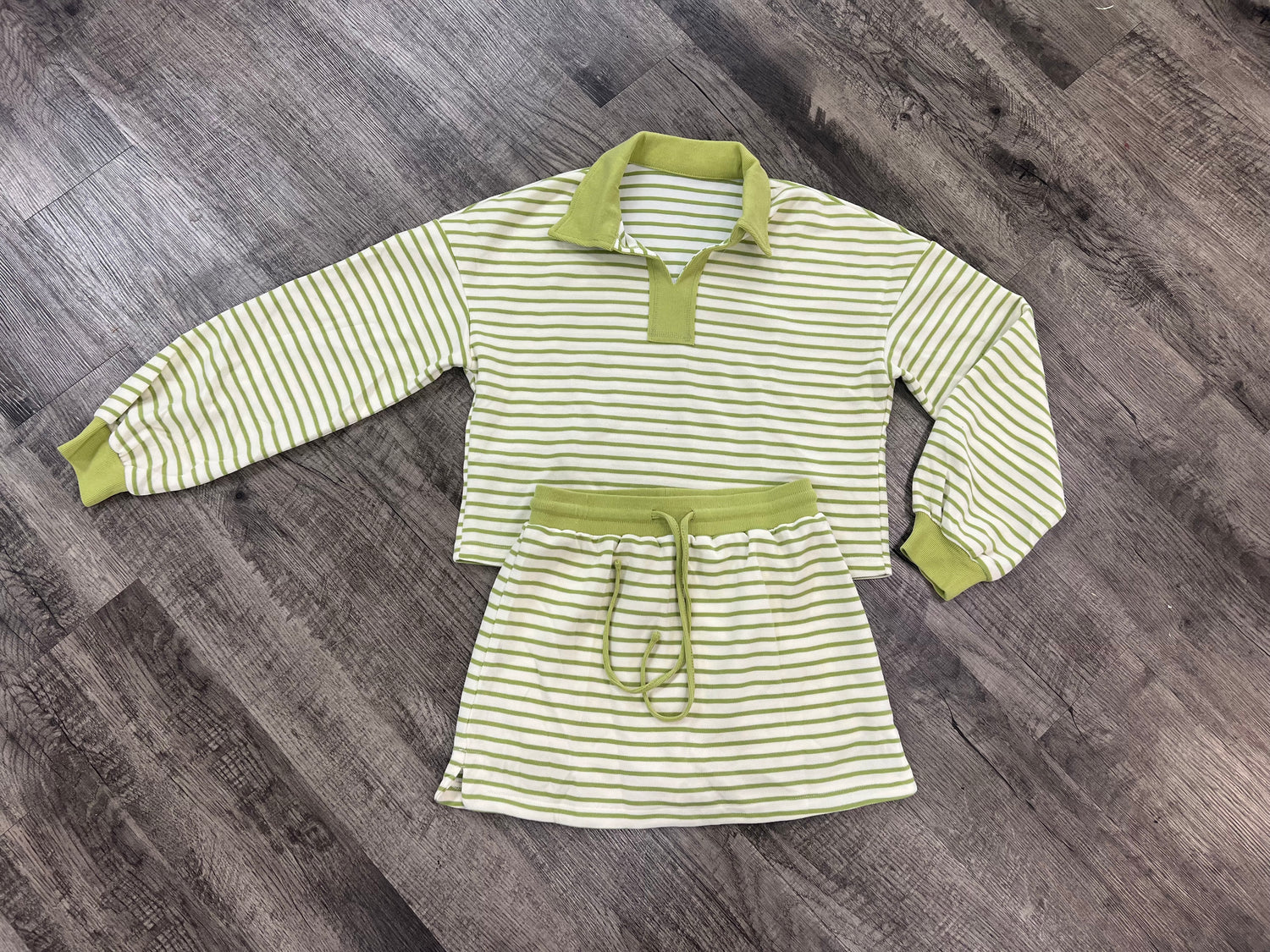 Barefoot Long Sleeve Skirt Set In Green Stripe