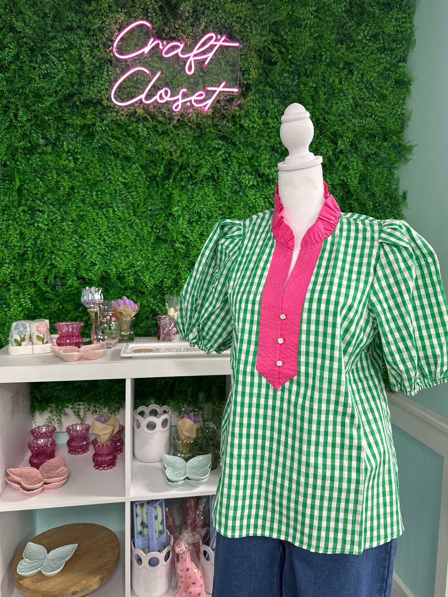 ENTRO Gingham Short Puff Sleeve Top With Contrast Detail in Green