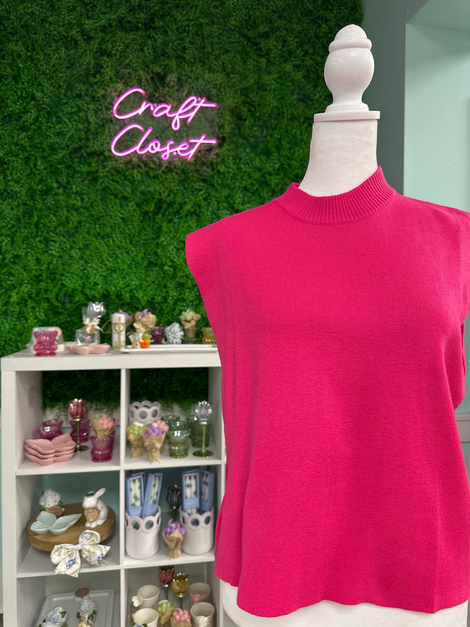 Entro Solid Cap Sleeve Top With Ribbed Mock Neck In Pink