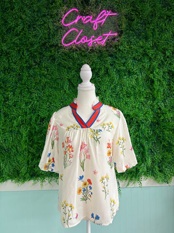 Barefoot Ladies #2084 White Floral Short Puff Sleeve Contrast V Neck Print