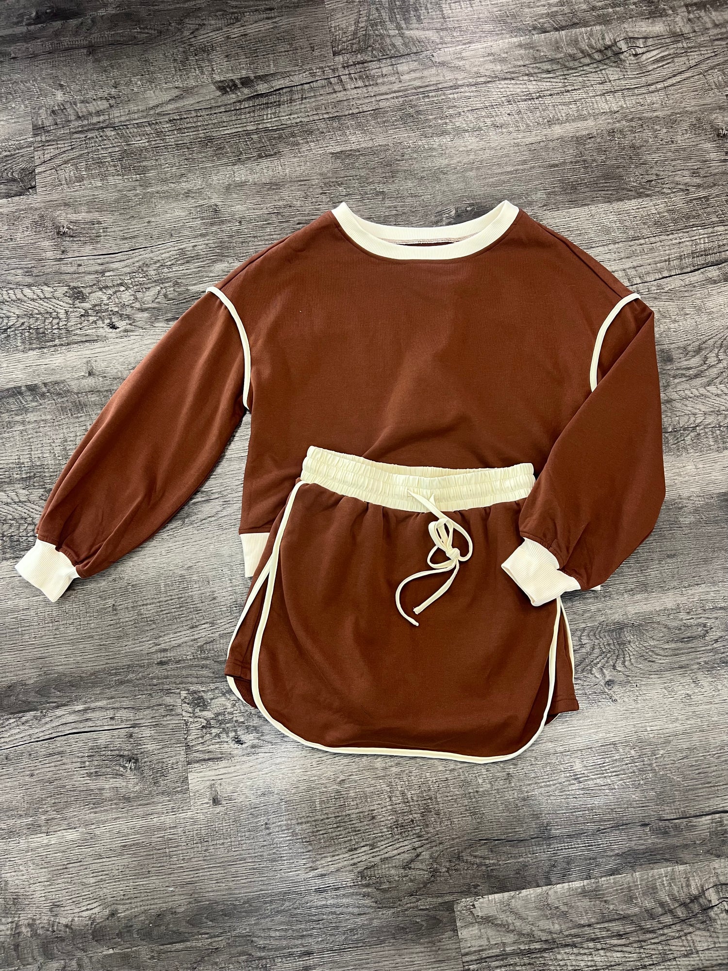 Barefoot Long Sleeve Skirt Set In Brown