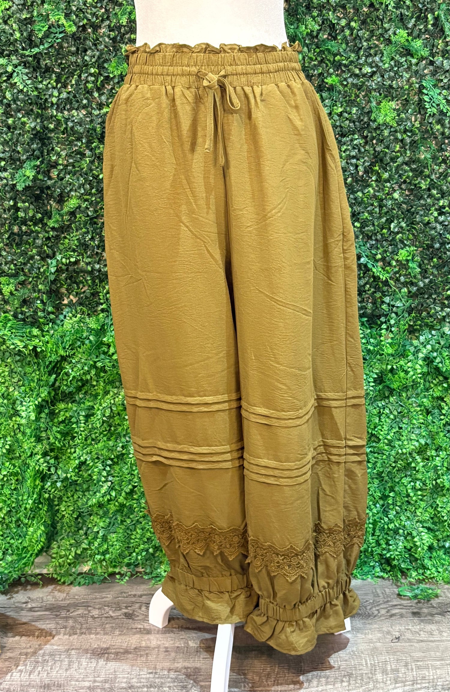 ENTRO Pant In Olive
