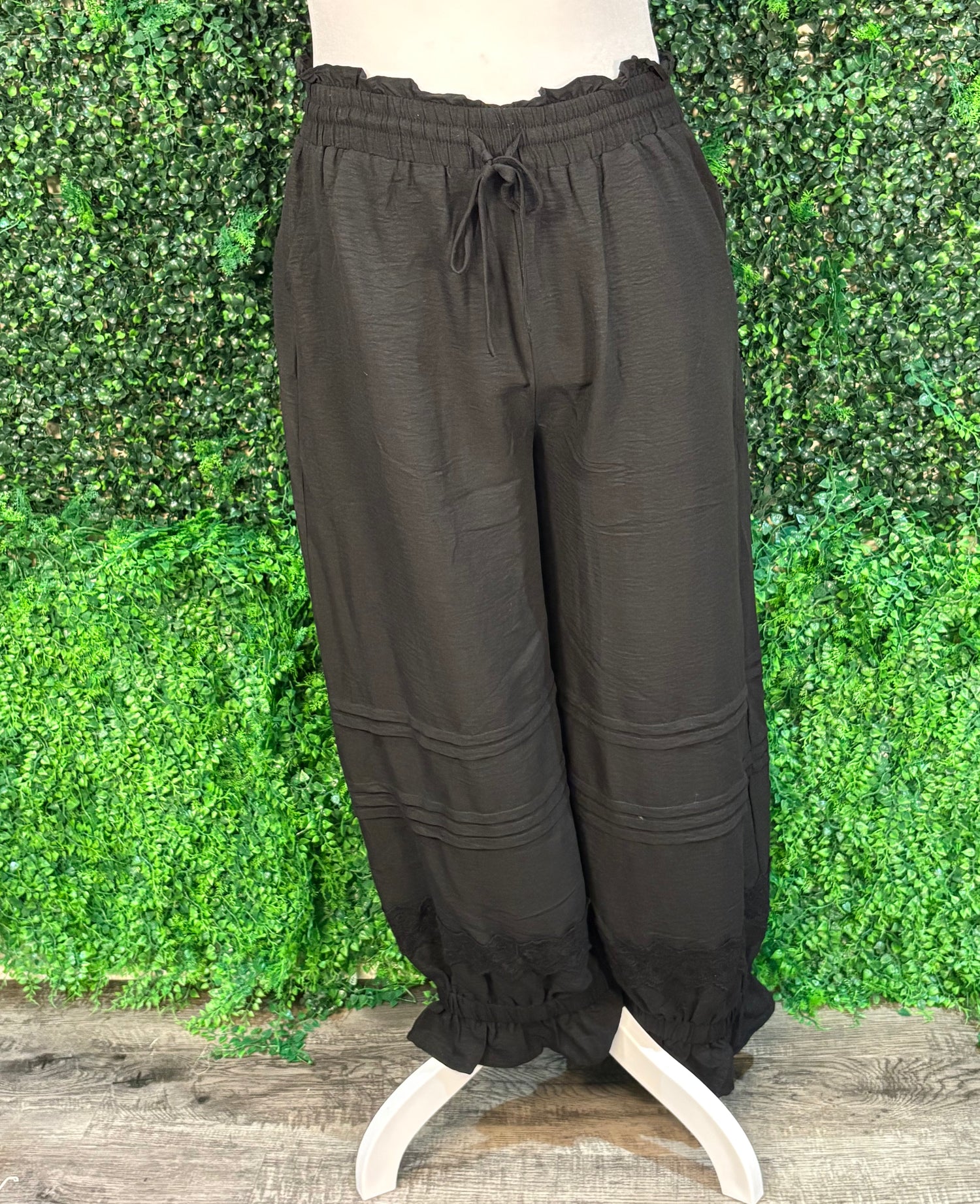 ENTRO Pant In Black