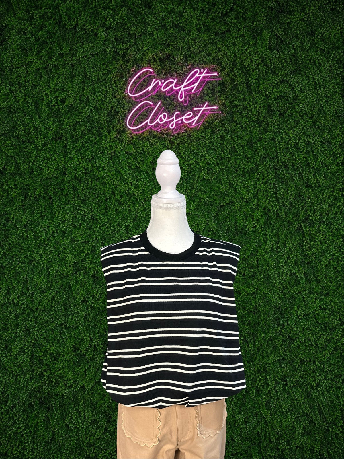 ENTRO Top In Black