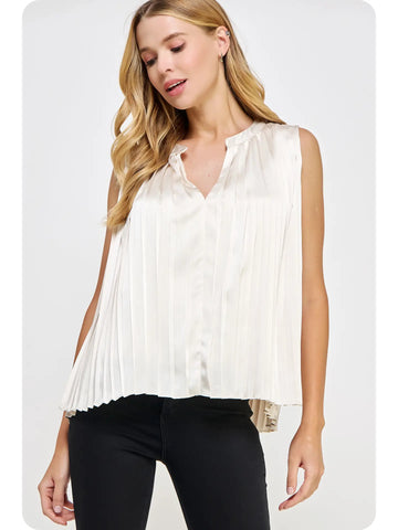 Strut & Bolt- Pleated Sleeveless Satin Top Champage