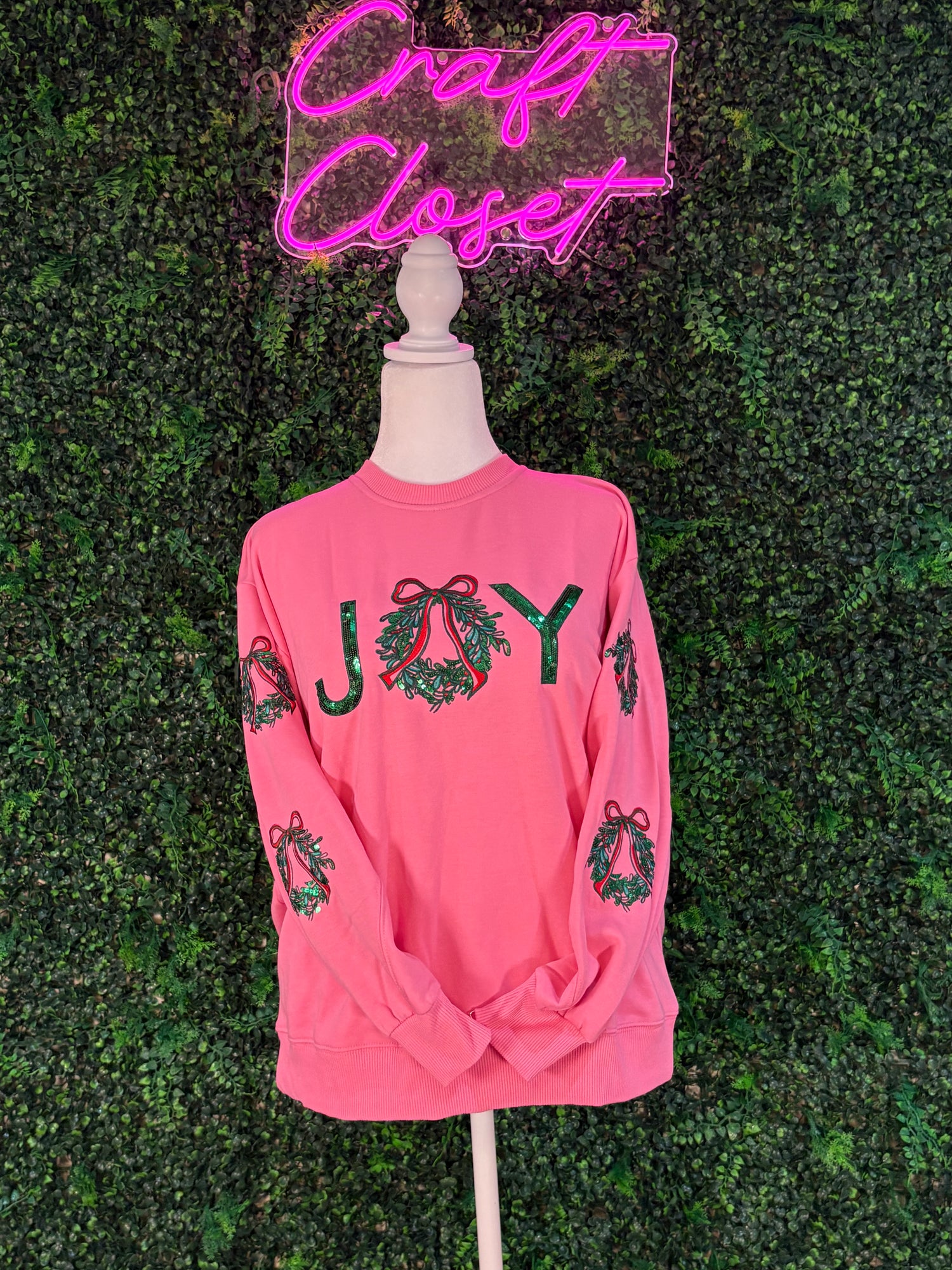 Mary Square Sarah Joy Wreath Sweatshirt