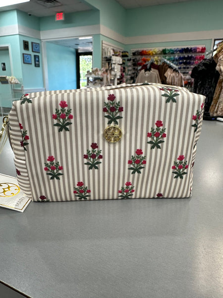 Mary Square Make Up Bag Collection '25