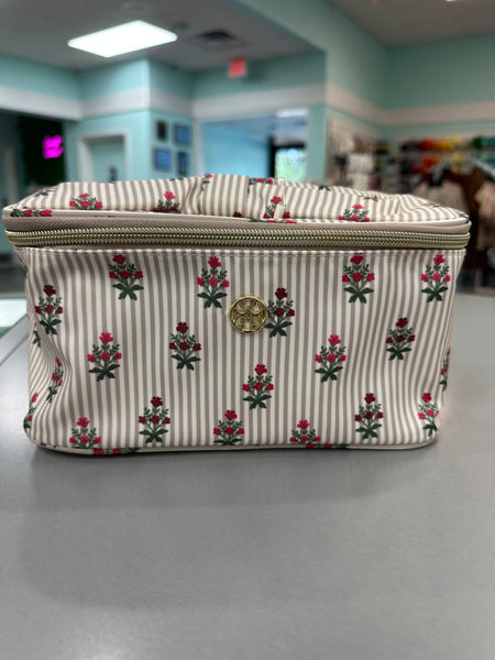 Mary Square Make Up Bag Collection '25