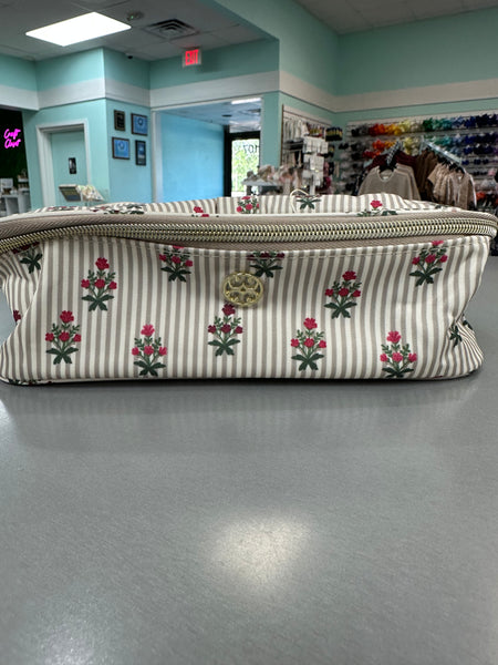 Mary Square Make Up Bag Collection '25