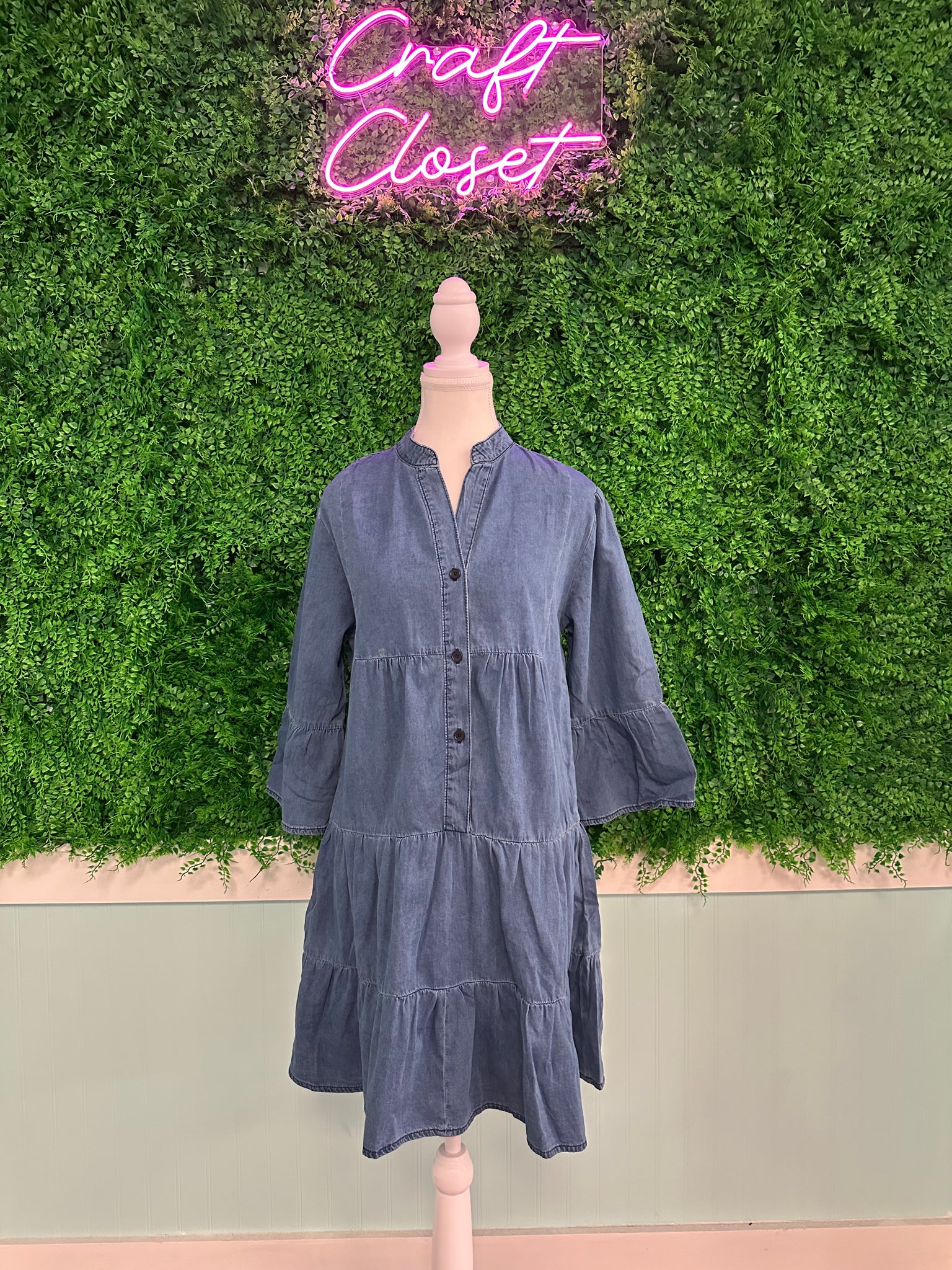 Barefoot Ladies Clothing #1402 Sky Blue Chambray Ruffled 3/4 Sleeve Tiered Split V Neck Mini Dress