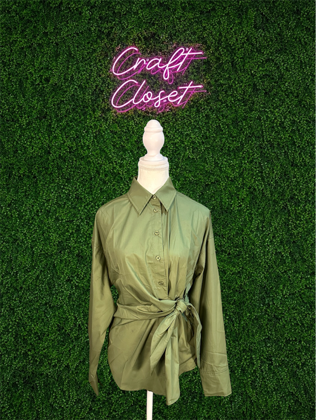 ENTRO Long Sleeve Tie Waist Top In Olive