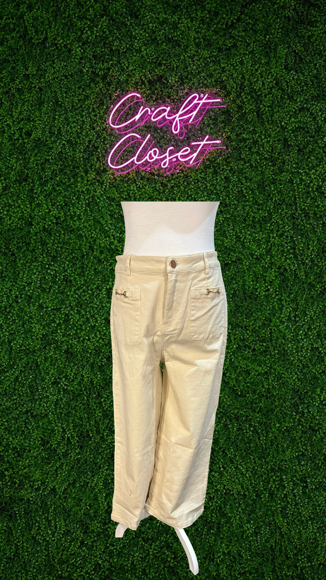 ENTRO Solid Horse Bit Detail Pant In Ecru PLUS Sizes
