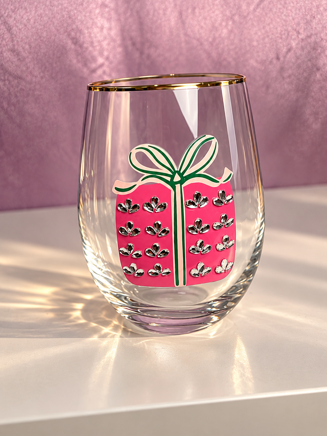 Mary Square Wrapped In Cheer Wine Glass
