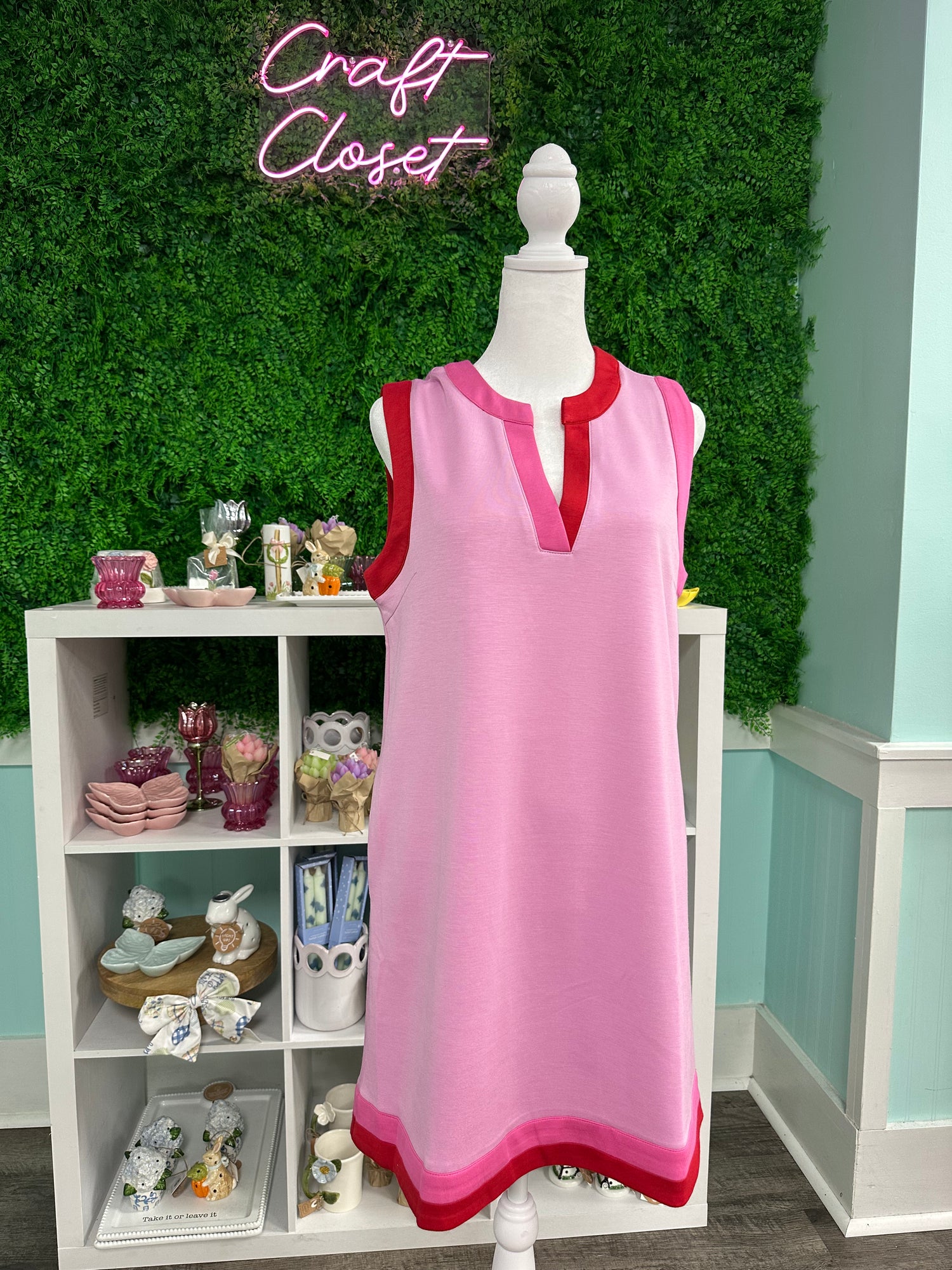 ENTRO Contrast Trim Luxeknit Dress In Pink