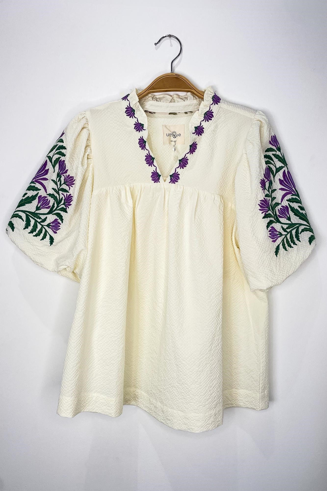 UMGEE - Embroidered Sleeve Top In Cream