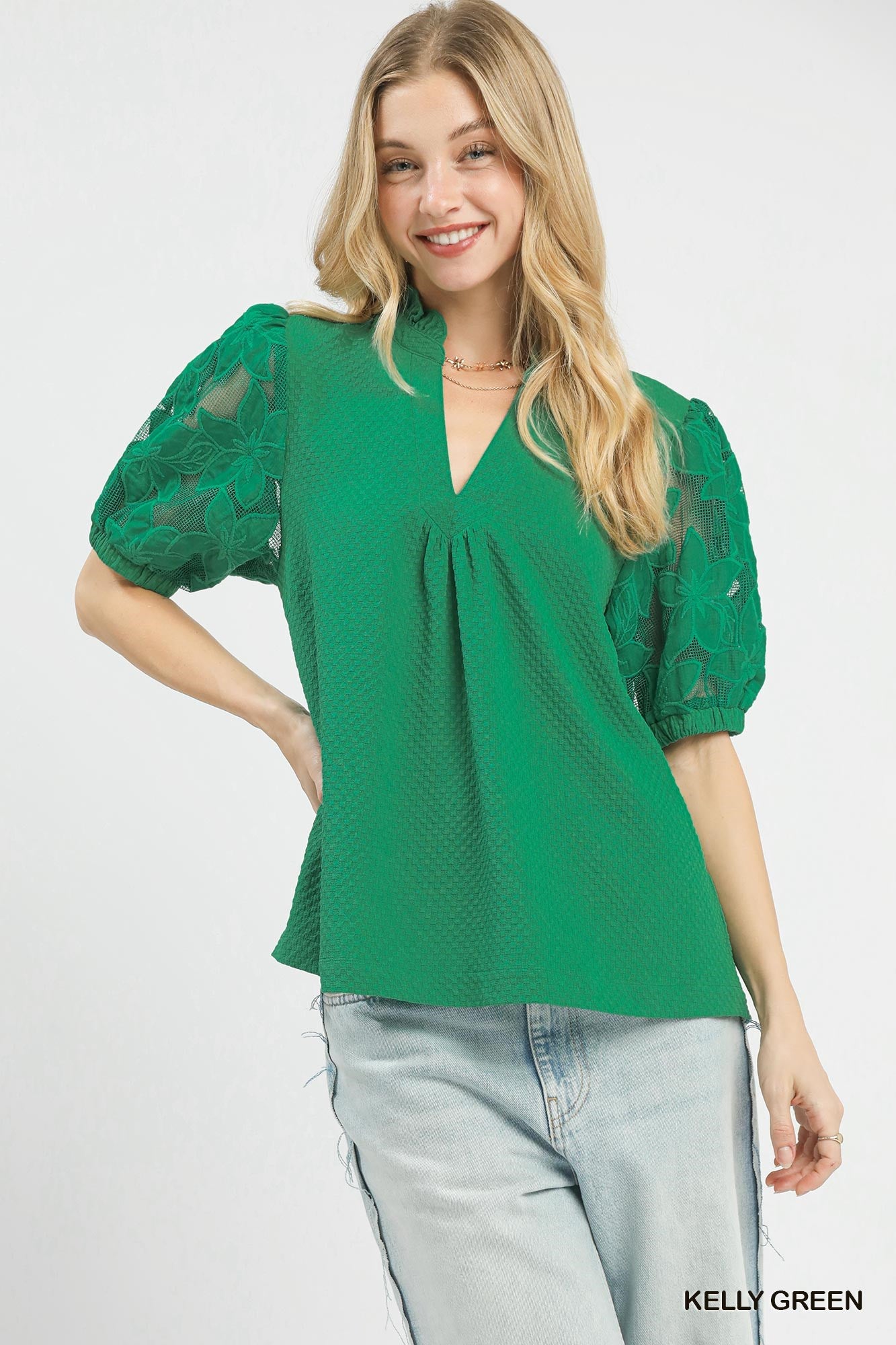 Umgee Textured Top With Lace Contrast Sleeves In Kelly Green