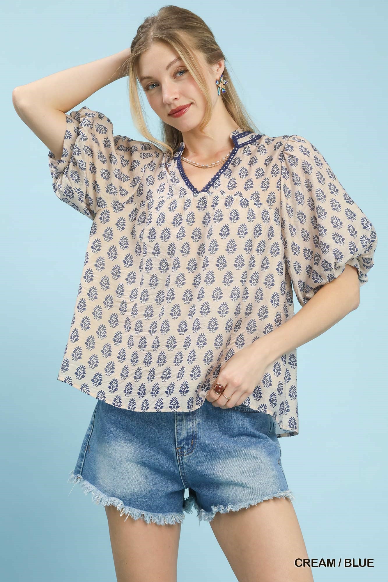 Umgee Two Toned Abstract Print Top In Cream/Blue