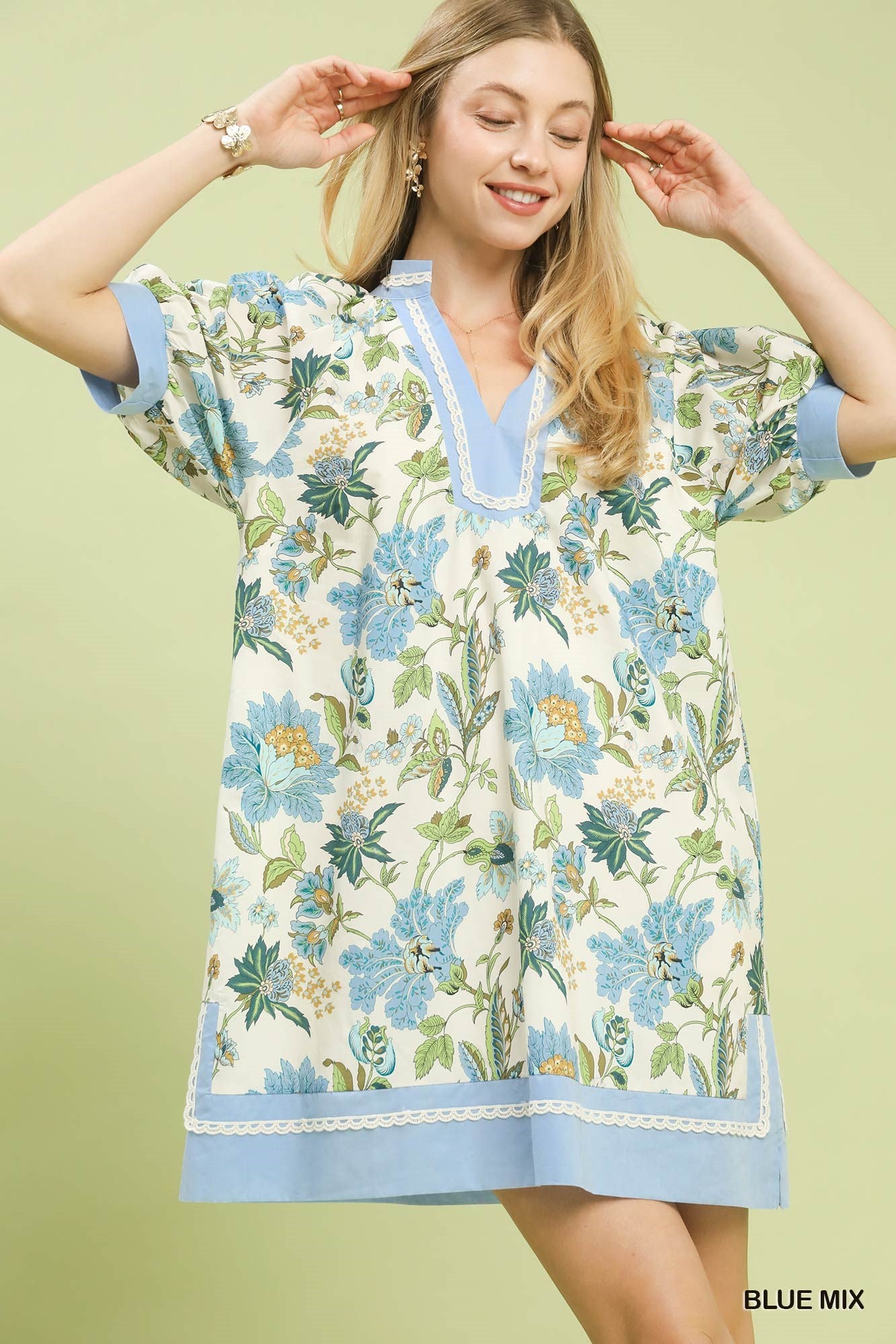 Umgee Floral Print Tunic Dress With Contrast Trim In Blue Mix
