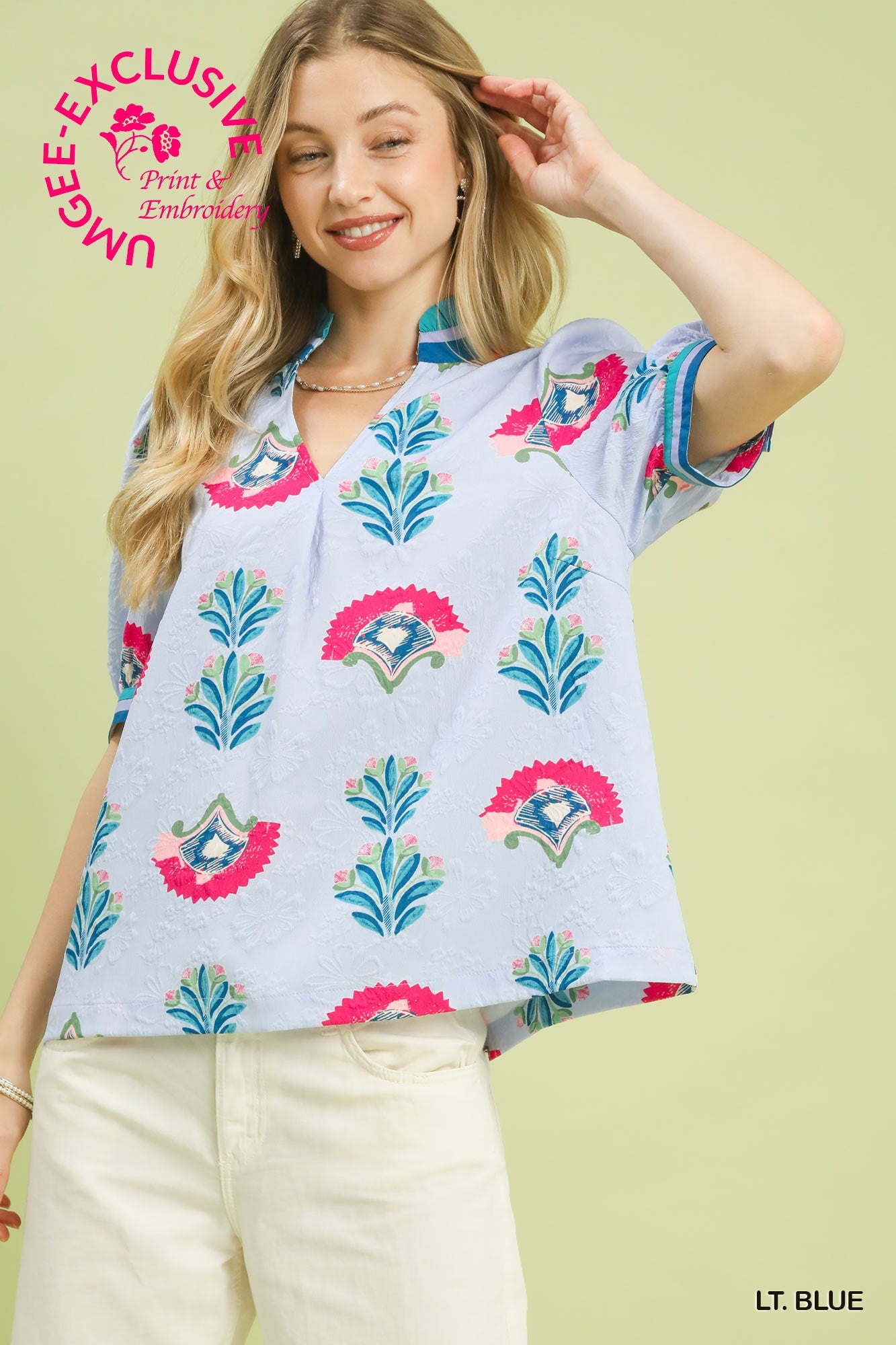 Umgee Puff Sleeve Contract Trim Floral Top In Light Blue