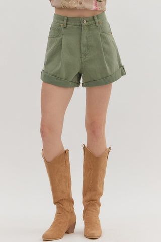 ENTRO Solid High Waist Roll Hem Shorts With Pleat In Olive