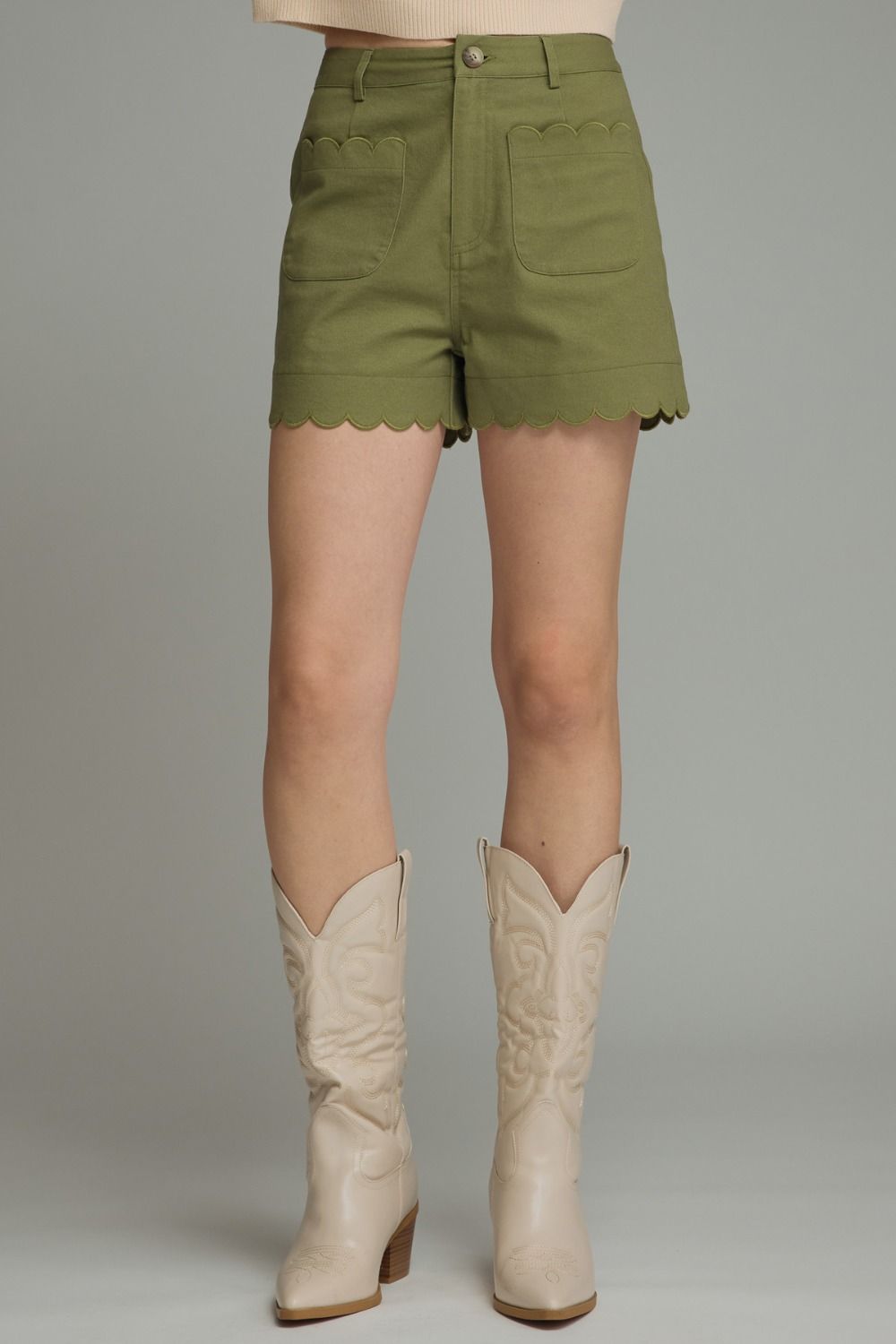 ENTRO Solid High Rise Shorts With Scalloped Accents In Olive