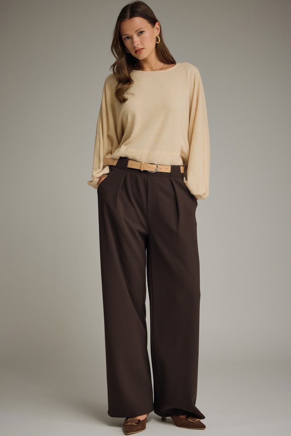 ENTRO Solid Belted Wide Leg Pant In Brown