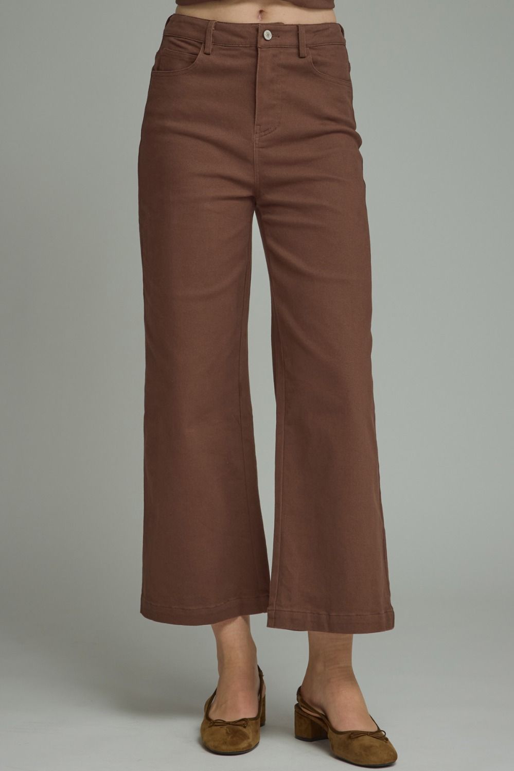 ENTRO Solid Cropped Pant In Brown *COMING SOON*