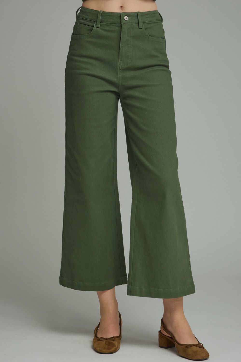 ENTRO Solid Cropped Pant In Forest