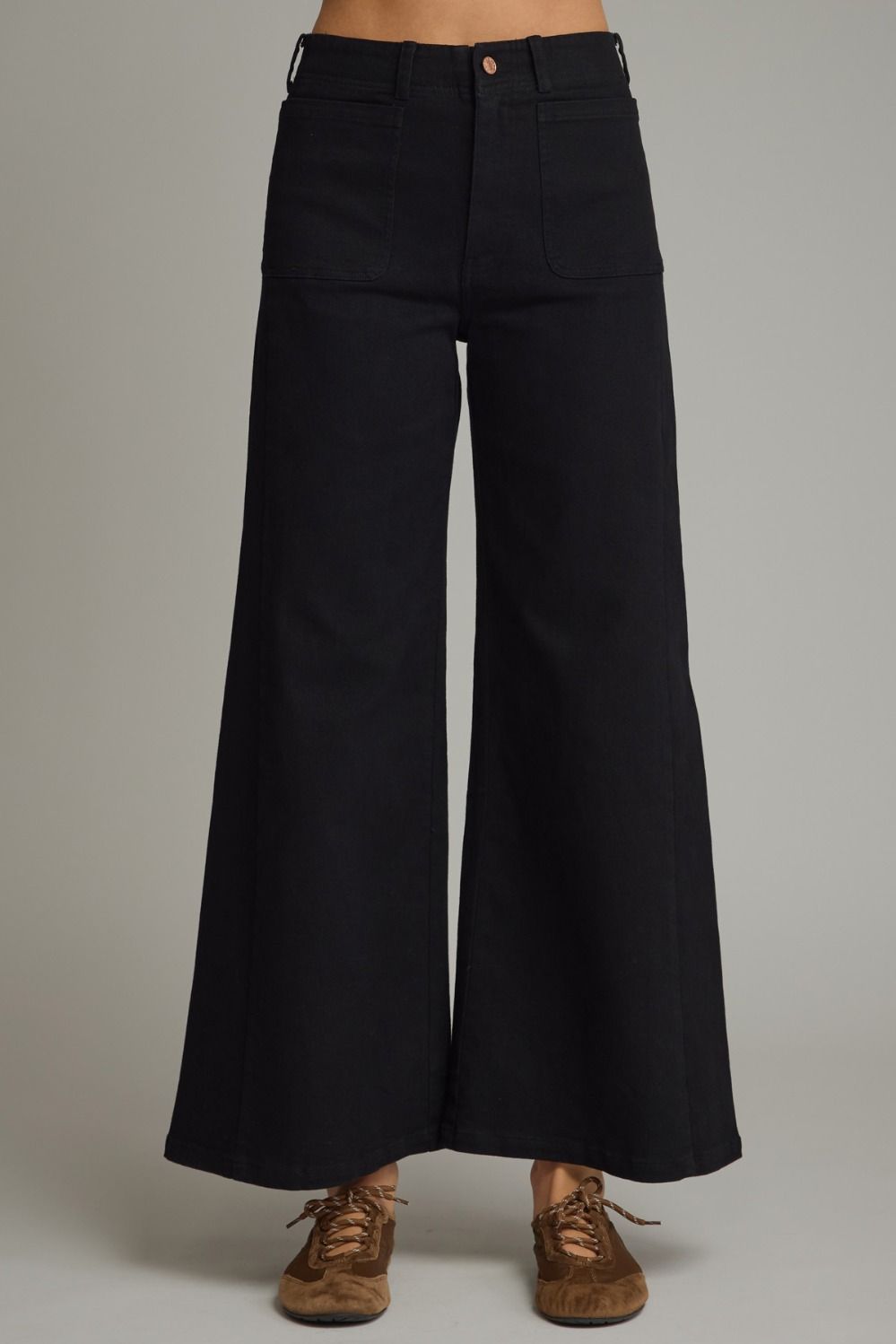 Entro Solid Wide Leg Pant In Black
