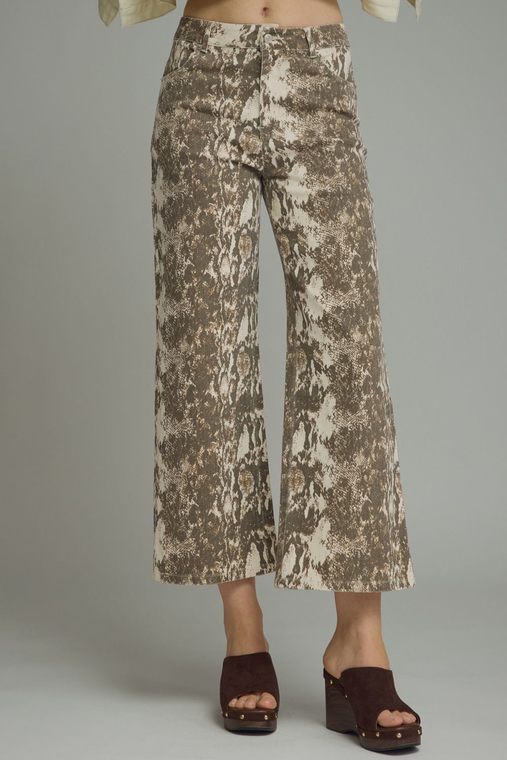 ENTRO Snake Print Pant