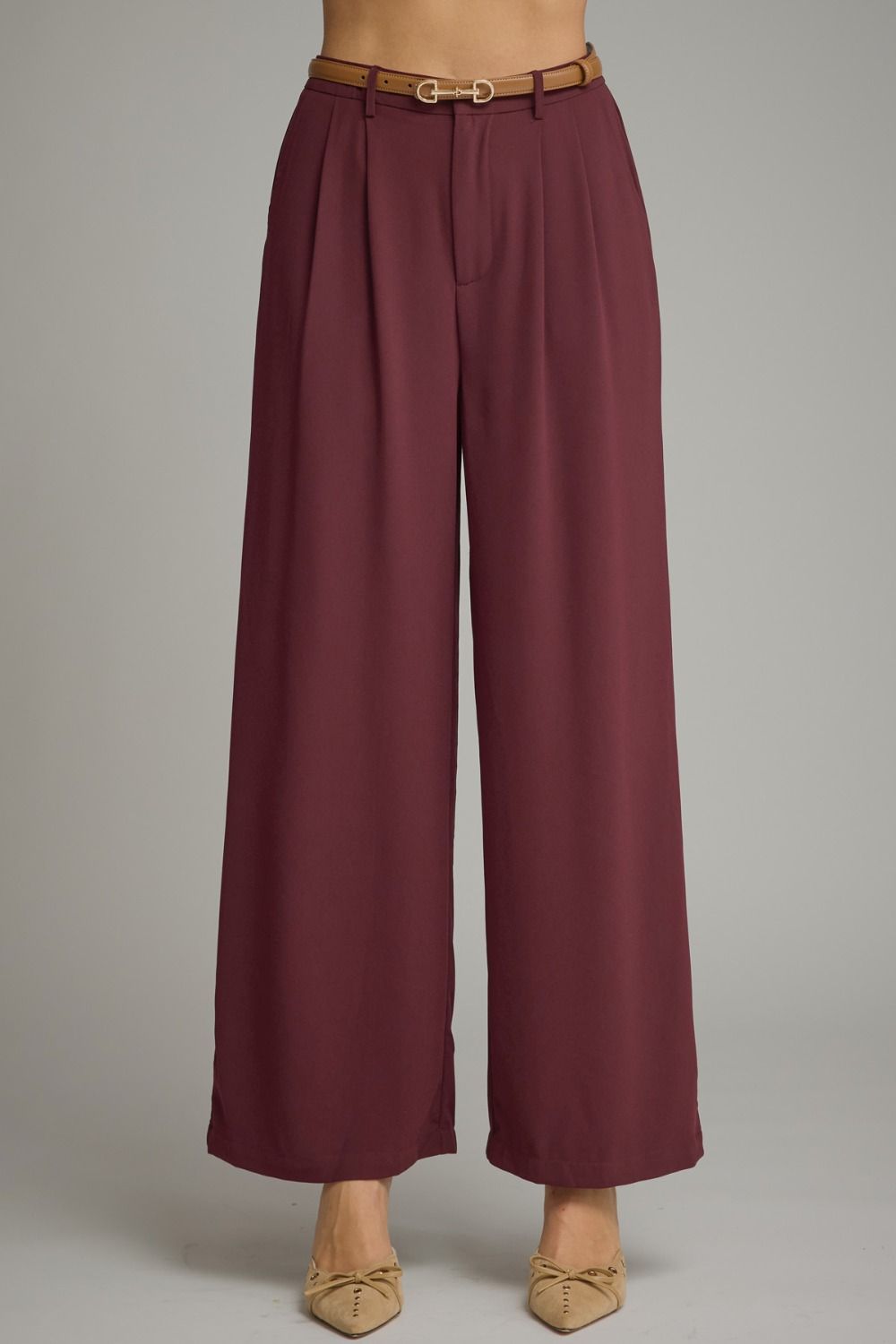 ENTRO Horsebit Belted Pant In Merlot