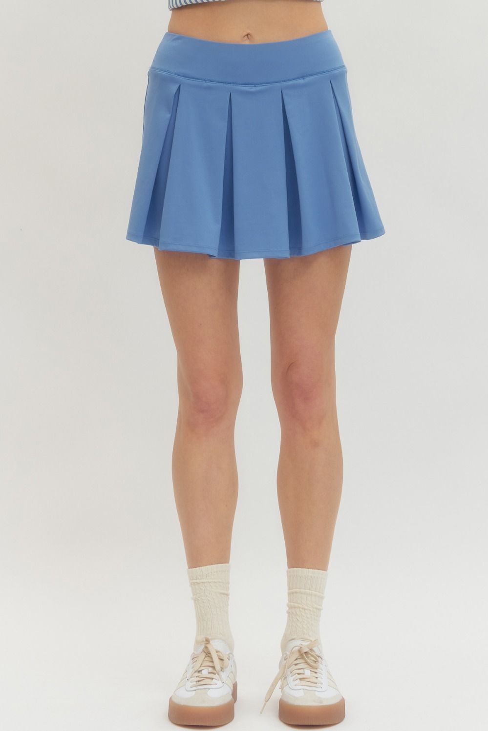 Entro Solid Pleated Skort In Blue