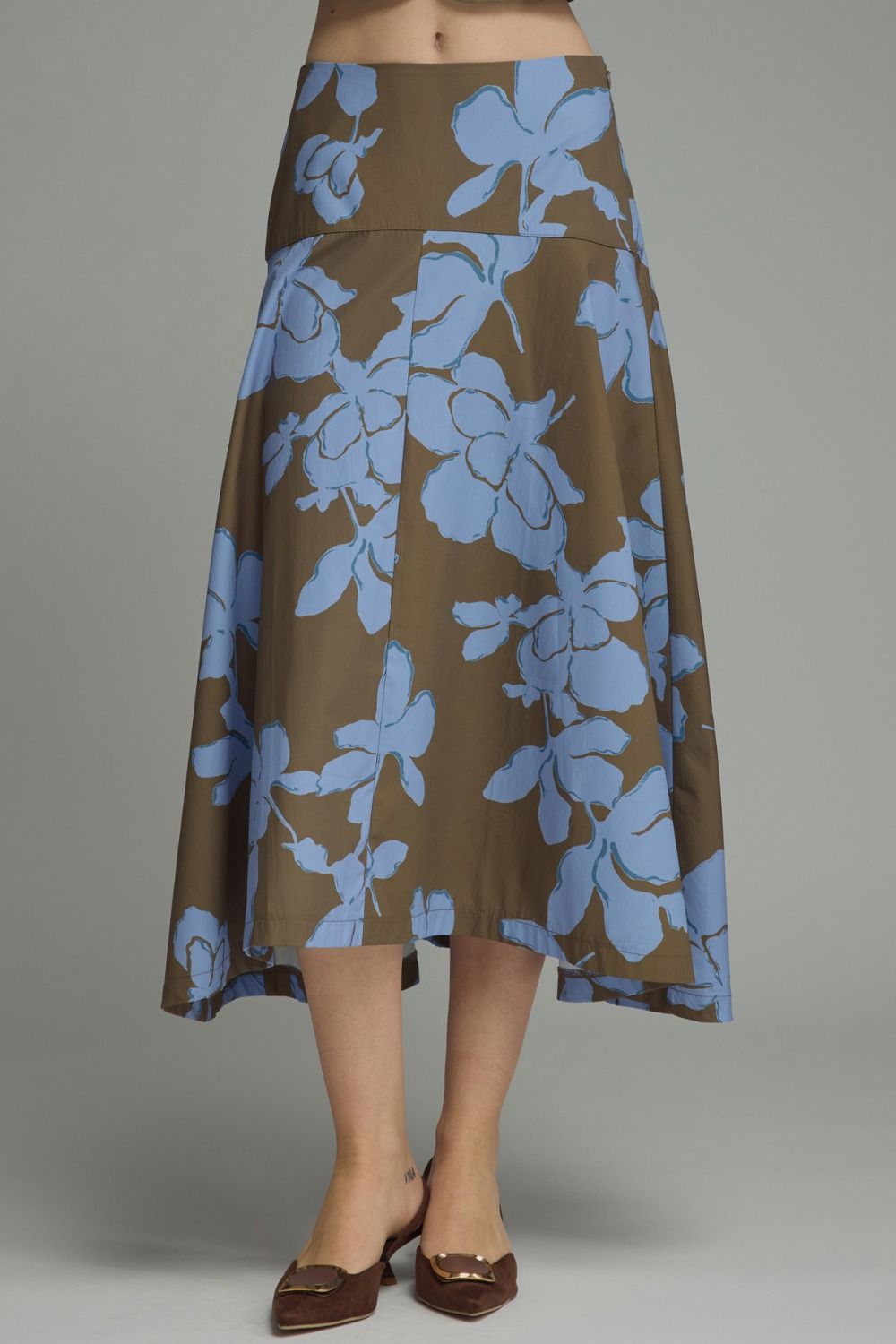ENTRO Floral Midi Skirt In Blue Mocha