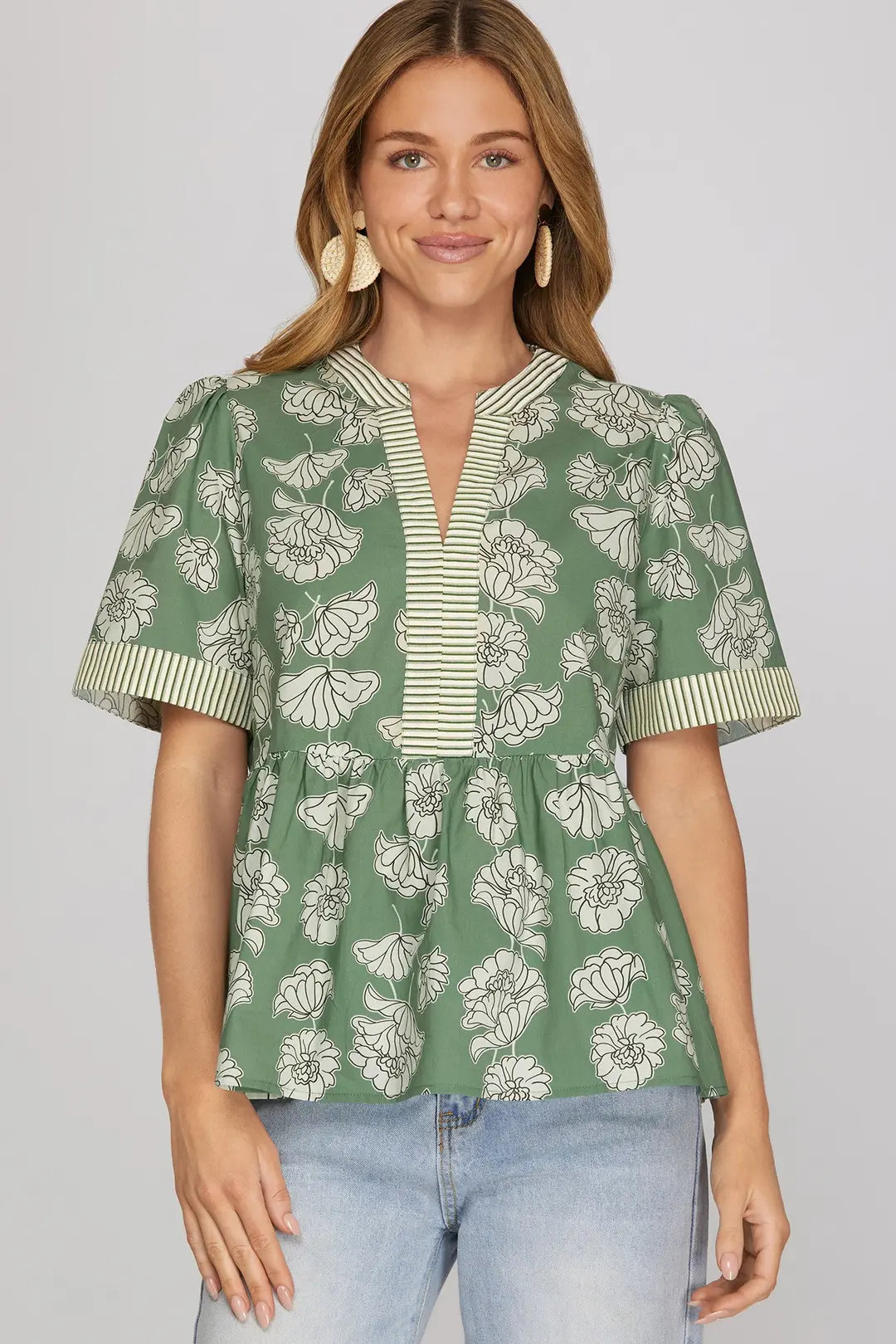 She + Sky Botanical Print Short Sleeve Top In Slate Green
