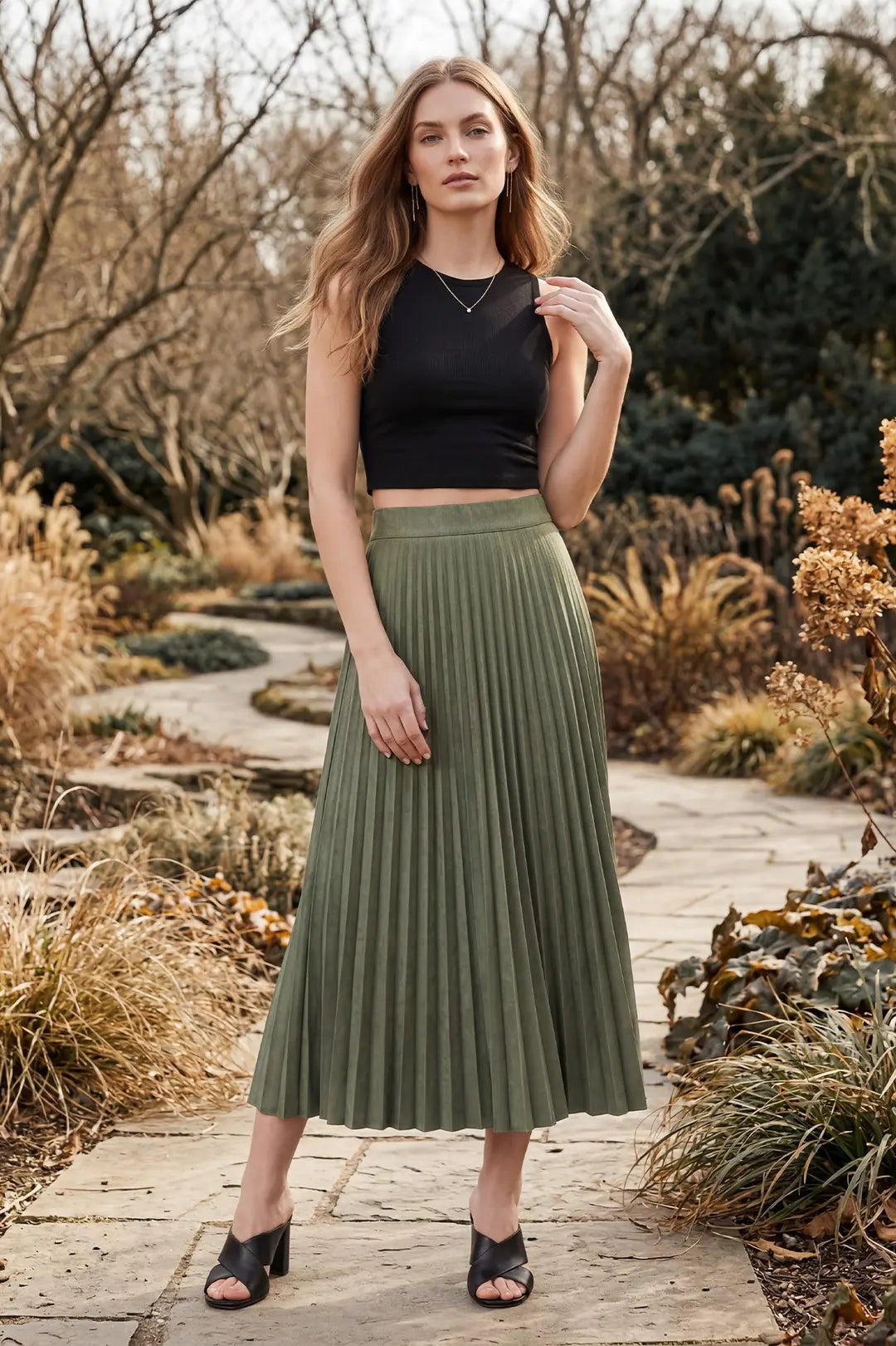 She + Sky Faux Suede Pleated Midi Skirt In Olive