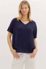 Entro Classic V Neck Pullover Top In Navy