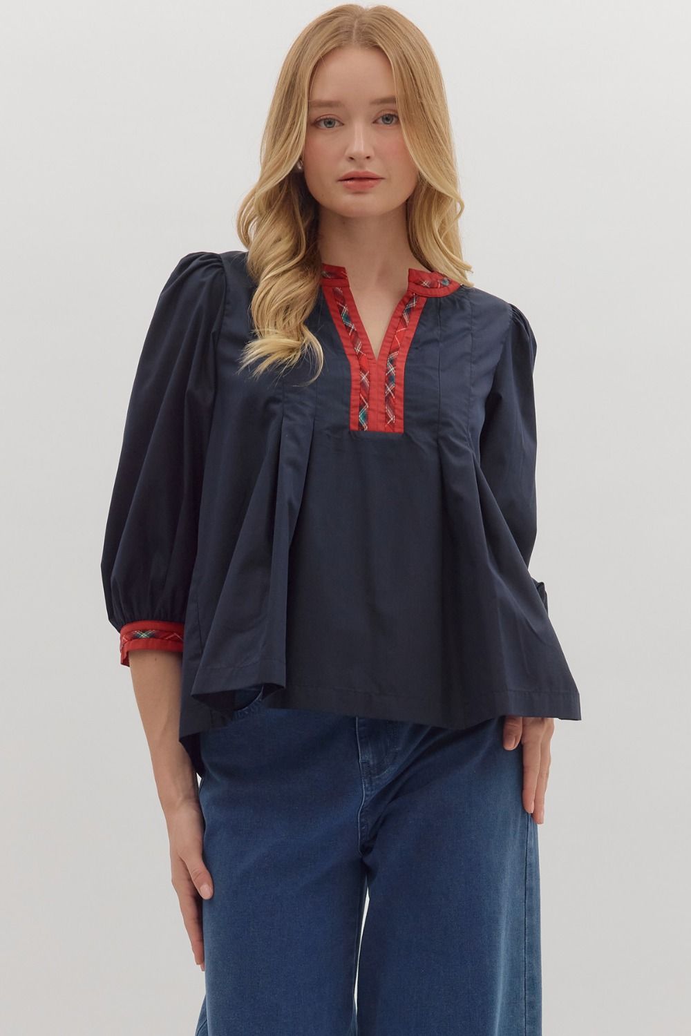 Entro Solid 3/4 Sleeve Top With Pleated Front & Back In Navy