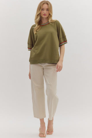 ENTRO Solid Raglan Pullover In Olive
