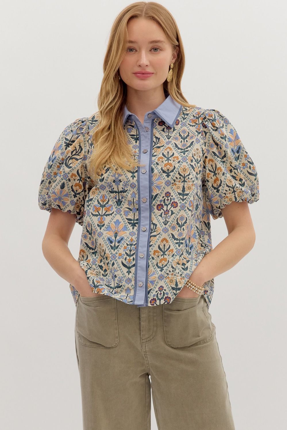ENTRO Floral Diamond Pattern Puff Sleeve Top In Blue Multi