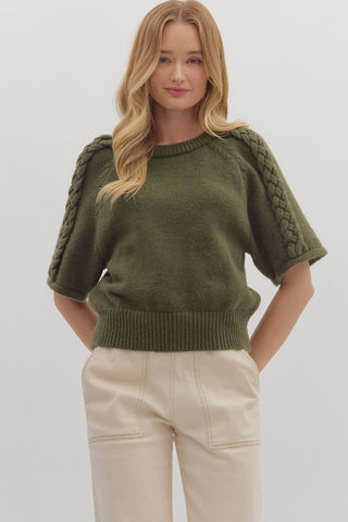 ENTRO Short Sleeve Braided Detail Sweater In Olive