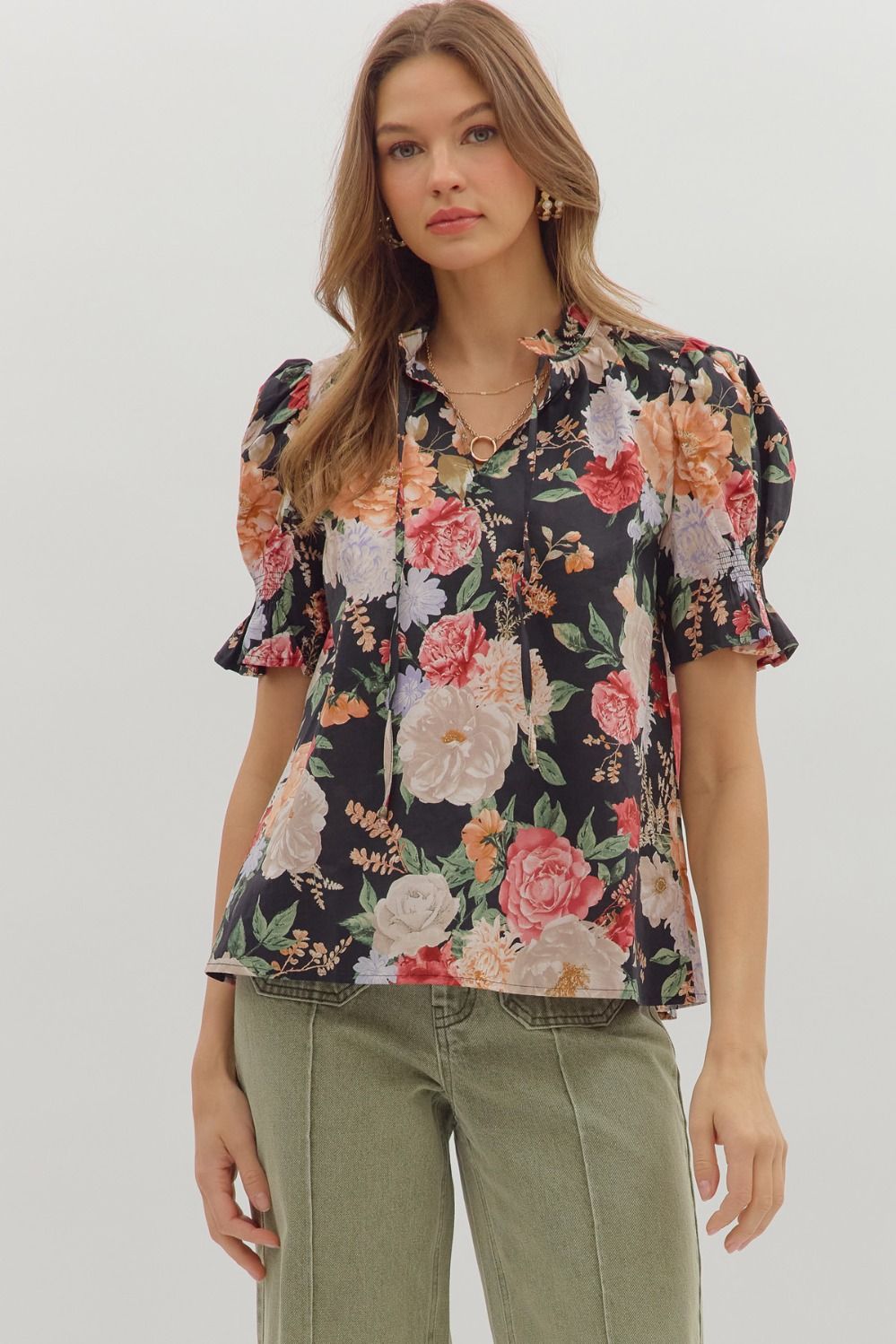 ENTRO Floral Smocked Sleeve V Neck Top In Black