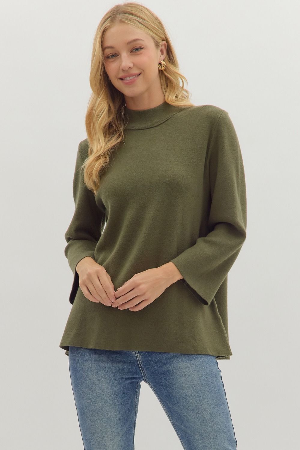 Entro Solid Mock Neck 3/4 Sleeve Sweater In Olive
