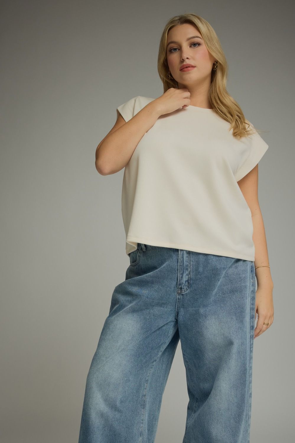 ENTRO Solid Round Neck Cap Sleeve Top In Ecru PLUS Sizes