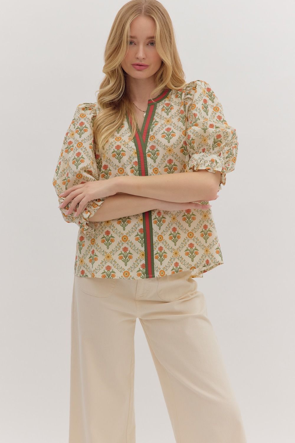Entro Botanical Print 3/4 Sleeve Top With Contrast Binding In Ecru