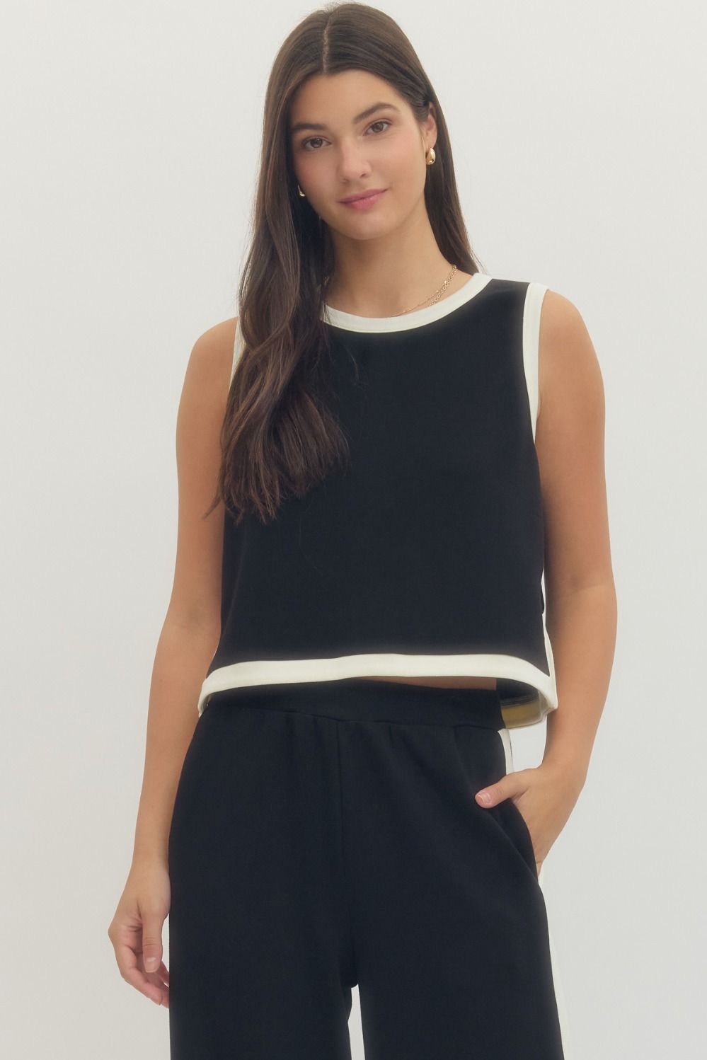 ENTRO Solid Sleeveless Knit Top With Contrast Binding In Black *COMING SOON*