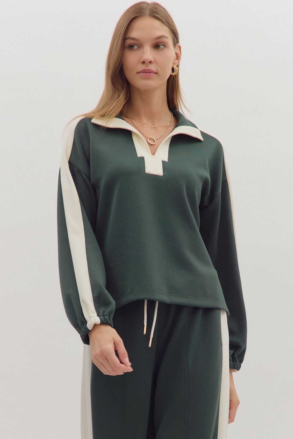 Entro Solid Long Sleeve Knit Top With Contrast Stripe In Dark Green
