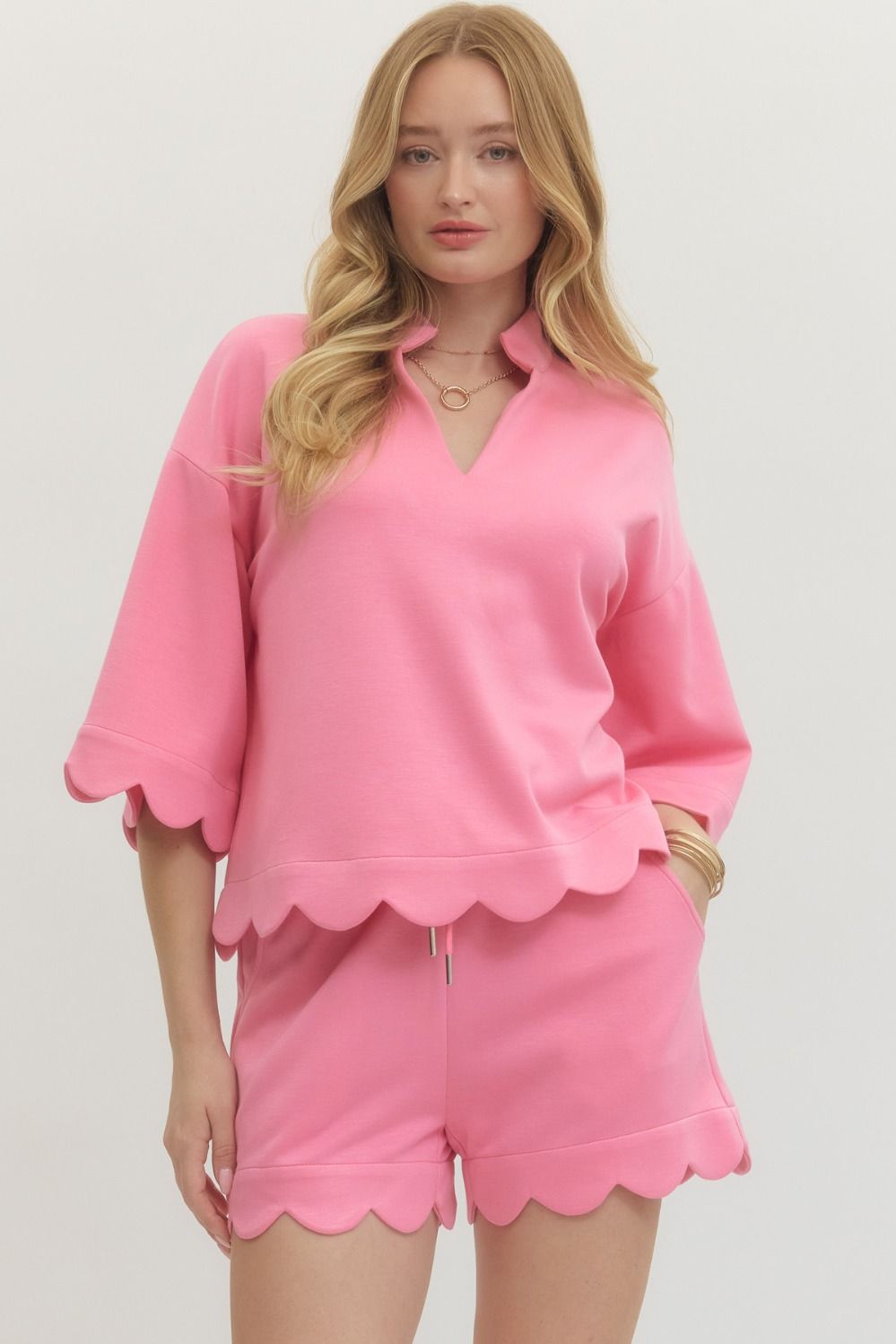 Entro Solid Half Sleeve V Neck Top With Scalloped Trim In Pink