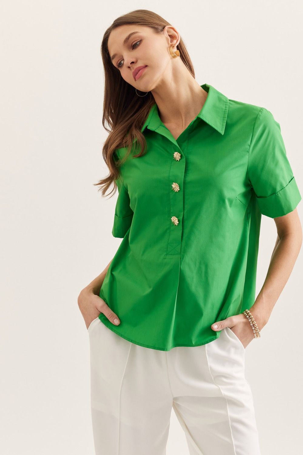 Entro Solid Short Sleeve Top With Gold Button Accent In Green